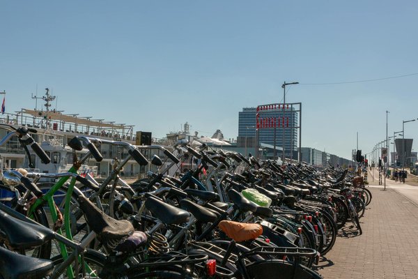 Sur france tv : les mystères des prénoms et des regrets parentaux